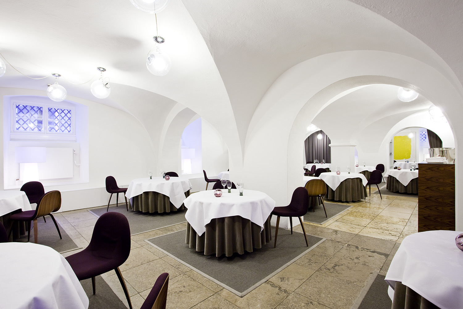 AOC餐厅：回味无穷的宁静晚宴体验